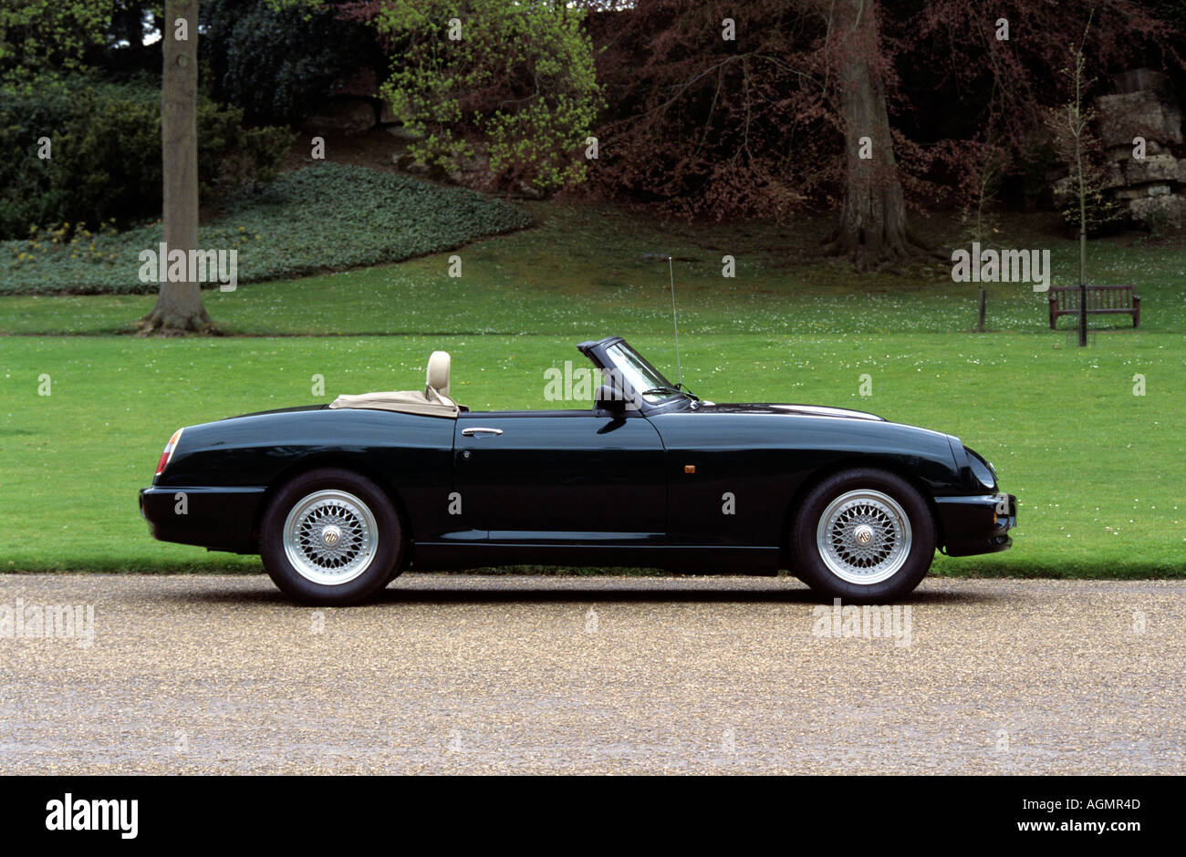 MG RV8 eingeführt 1992 Stockfoto