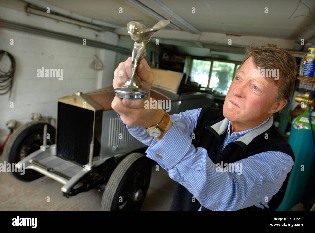 EIN ROLLSROYCEBESITZER MIT DEM BERÜHMTEN GEIST DER EKSTASE ODER