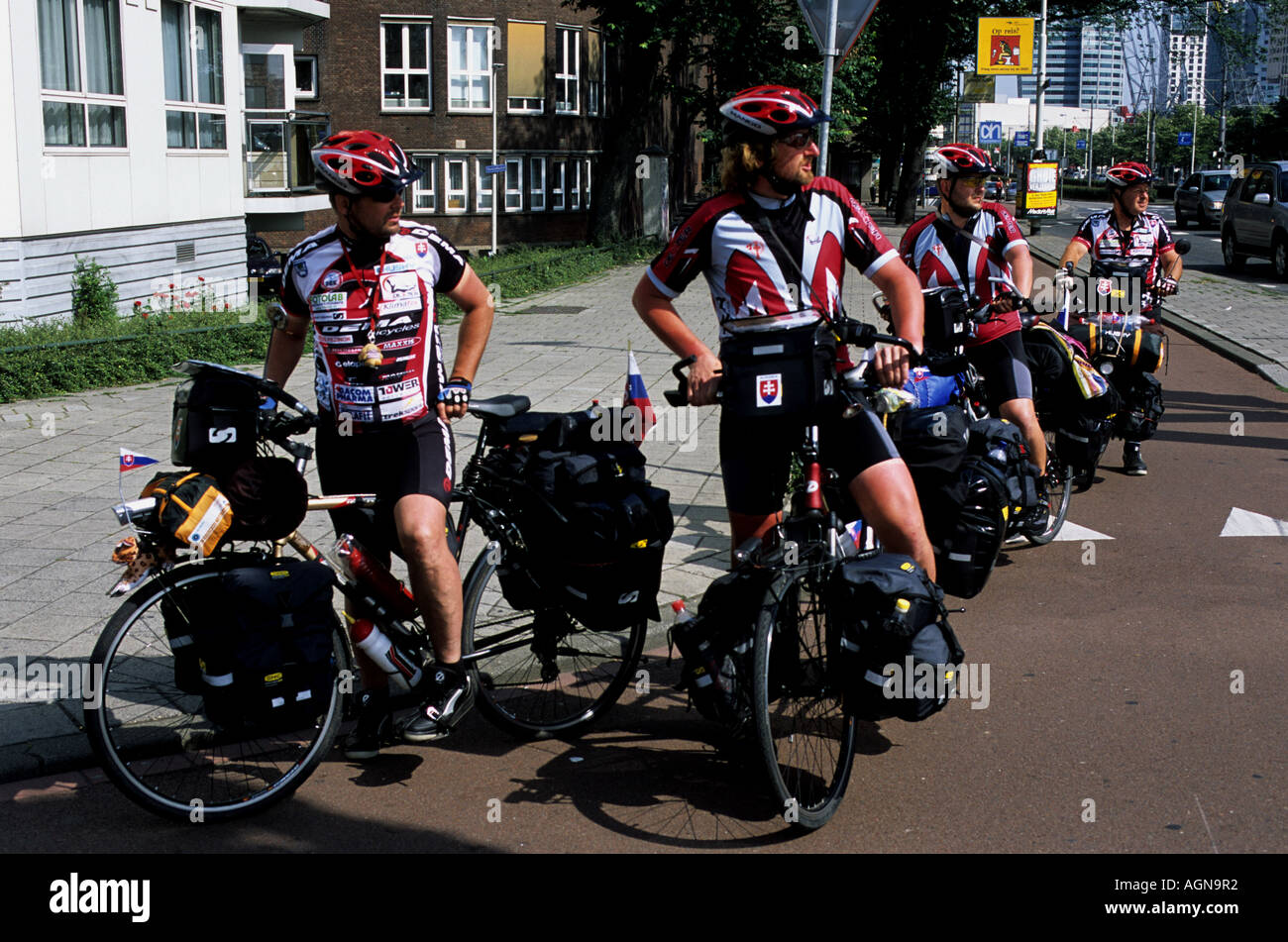 Slowakische Radfahrer auf eine Grand Tour durch Europa, Rotterdam, Holland. Stockfoto