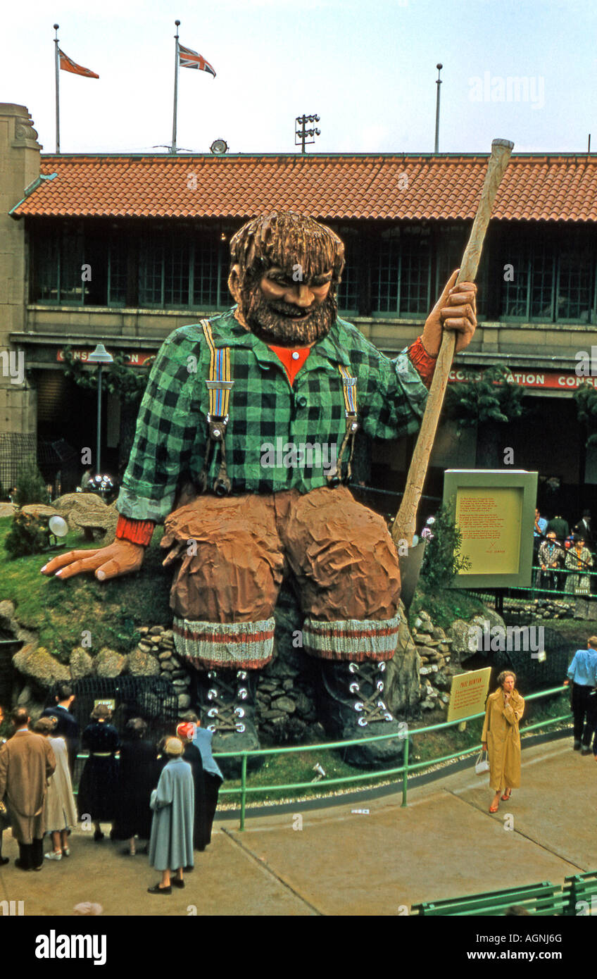 Riesige Holzfäller Exponat auf der CNE, Toronto, 1957 Stockfoto