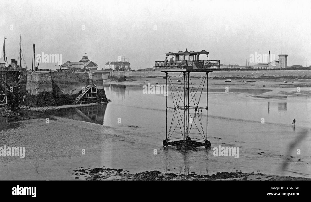 La Pont Roulant im Hafen von Saint-Malo Frankreich c.1900 Stockfoto