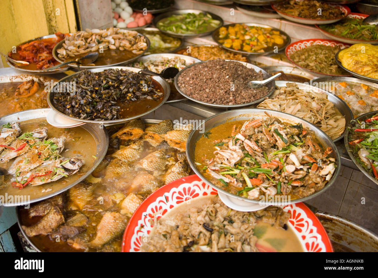 Eine Auswahl an chinesisches Essen Chinatown Bangkok s älteste wohnen und Geschäftsviertel Bangkok Thailand Stockfoto