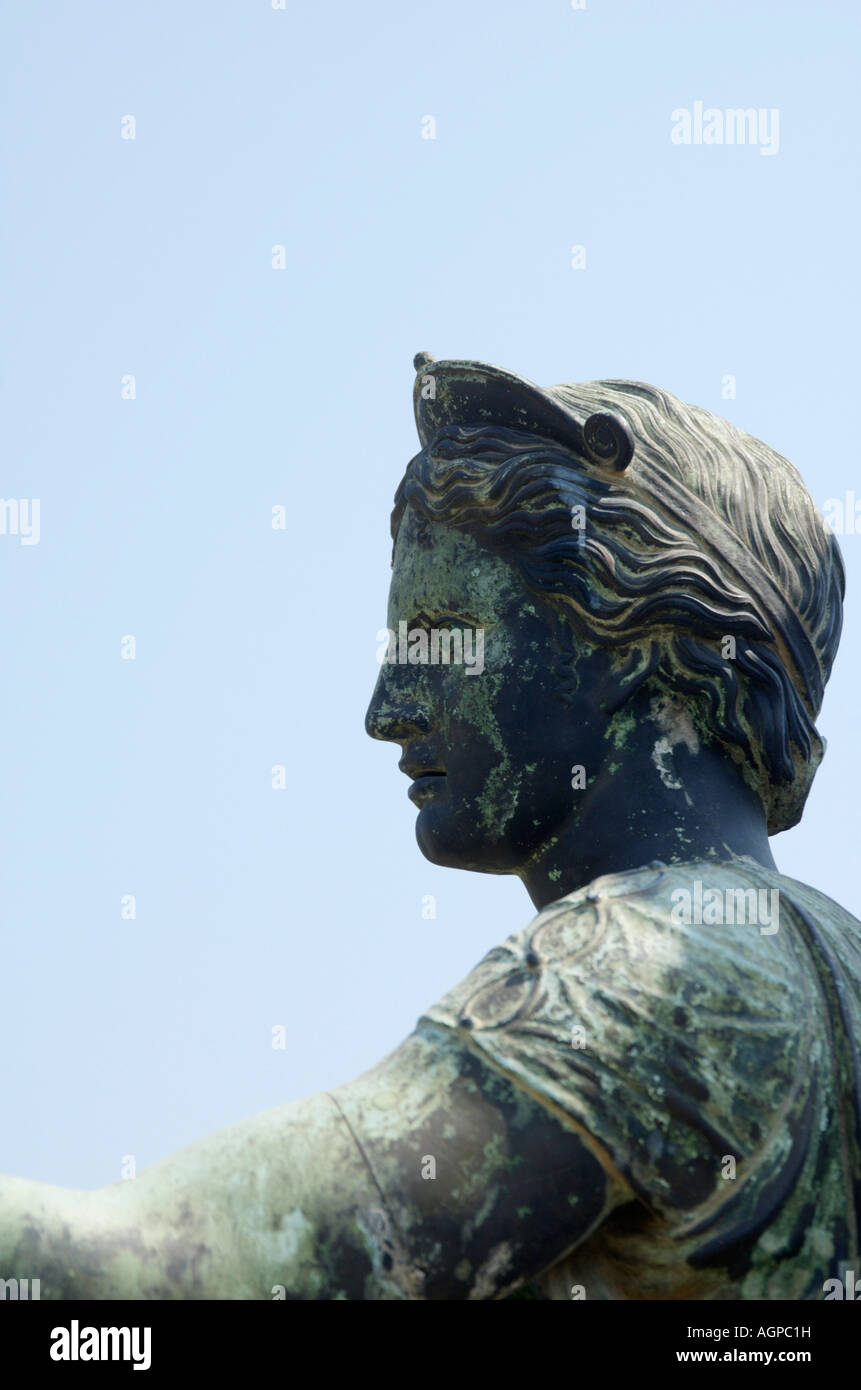 Statue von Diana am Tempel des Apollo Pompeji Kampanien Italien unter dem Vesuv Vulkan Juli 2006 Stockfoto