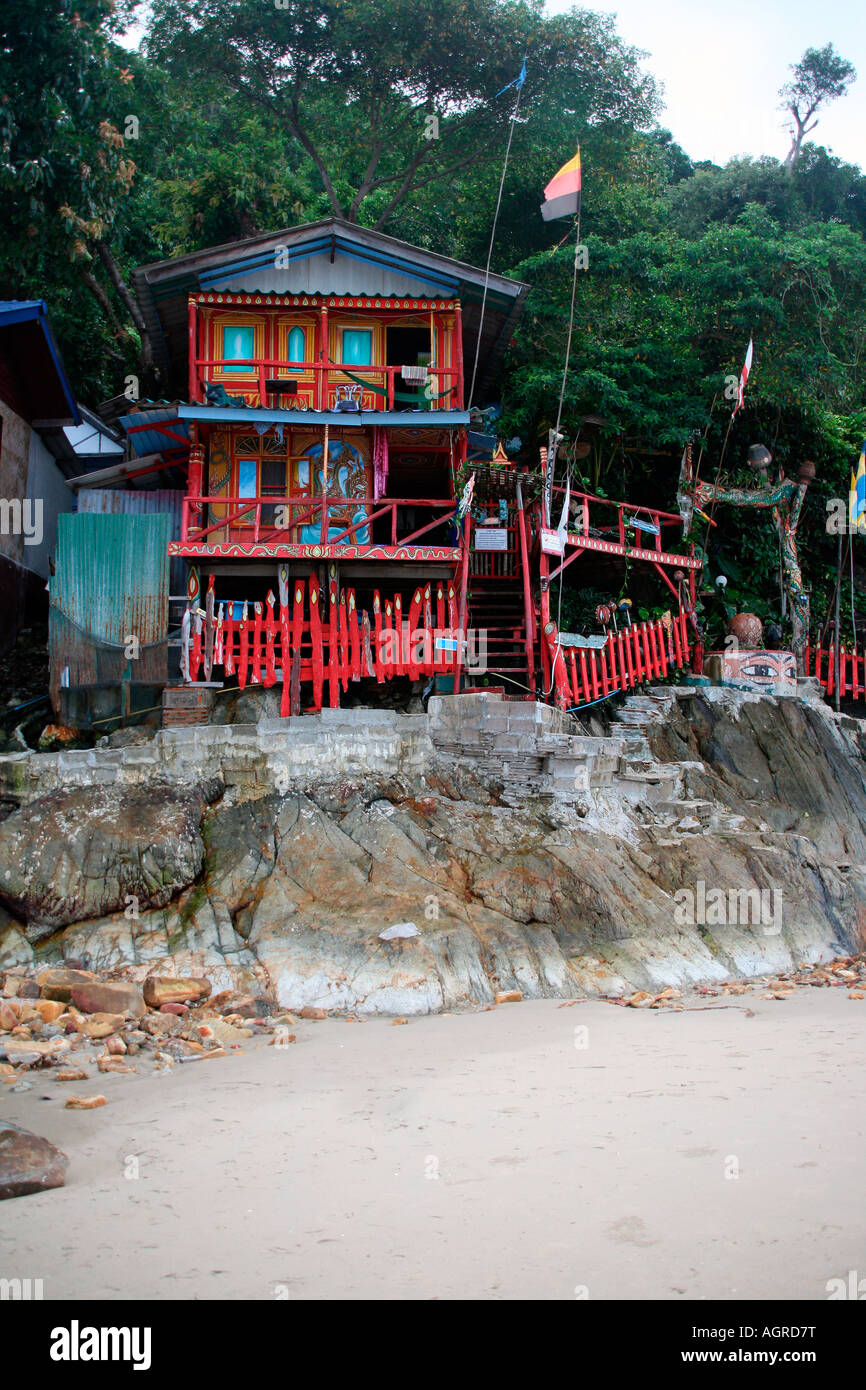Hippy Resort On Rocks Koh Stockfotos Und Bilder Kaufen Alamy