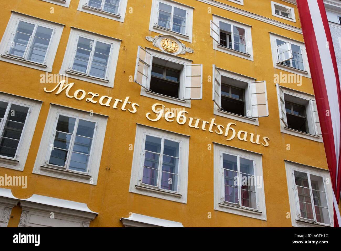 Fassade Des Hauses In Der Getreidegasse Strasse Wo Wolfgang