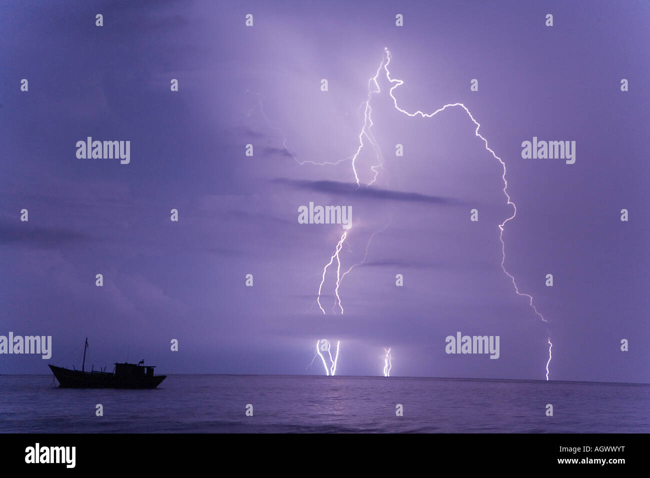 Gewitter über der Karibik Stockfoto