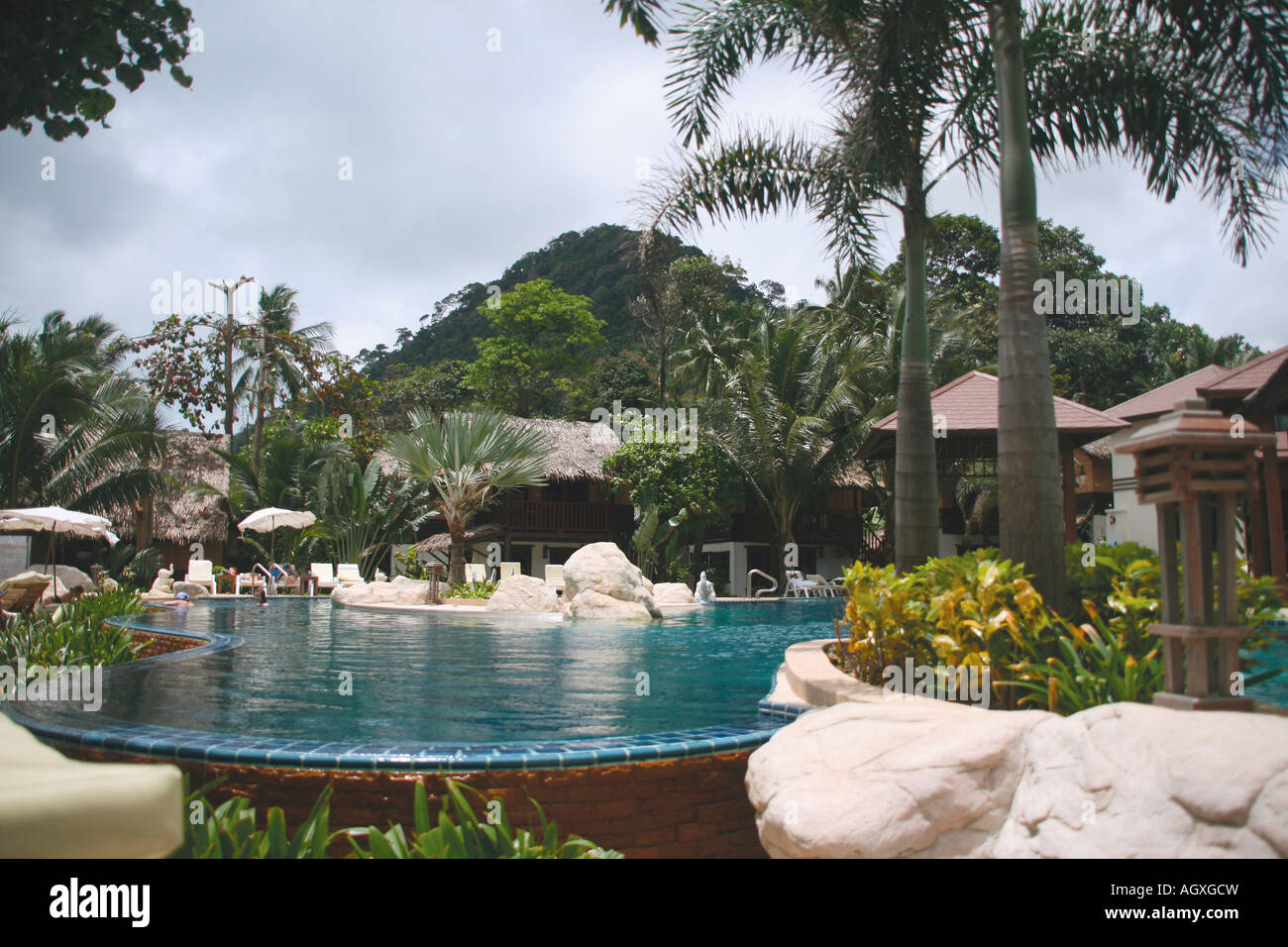 Pool und Mounten Koh Chang Insel thailand Stockfoto