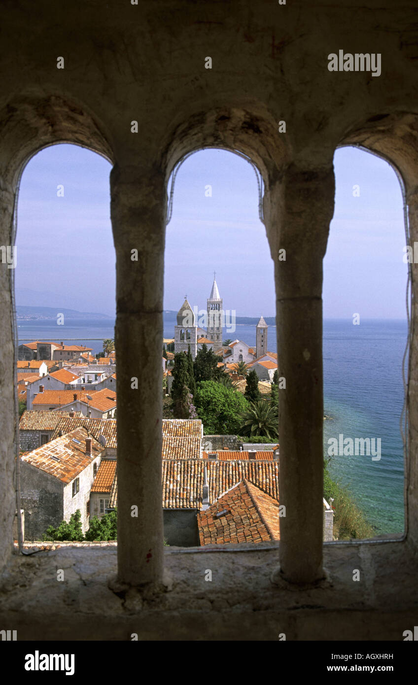 Fernsehreihe Rab Blick von Johanneskirche Auf Das Alte Staedtchen Rab Auf der Gleichnamigen Insel Kroatien Blick von der Kirche St. Johannes Stockfoto Fernsehreihe Rab Blick von Johanneskirche Auf Das Alte Staedtchen Rab Auf der Gleichnamigen Insel Kroatien Blick von der Kirche St. Johannes Stockfoto
