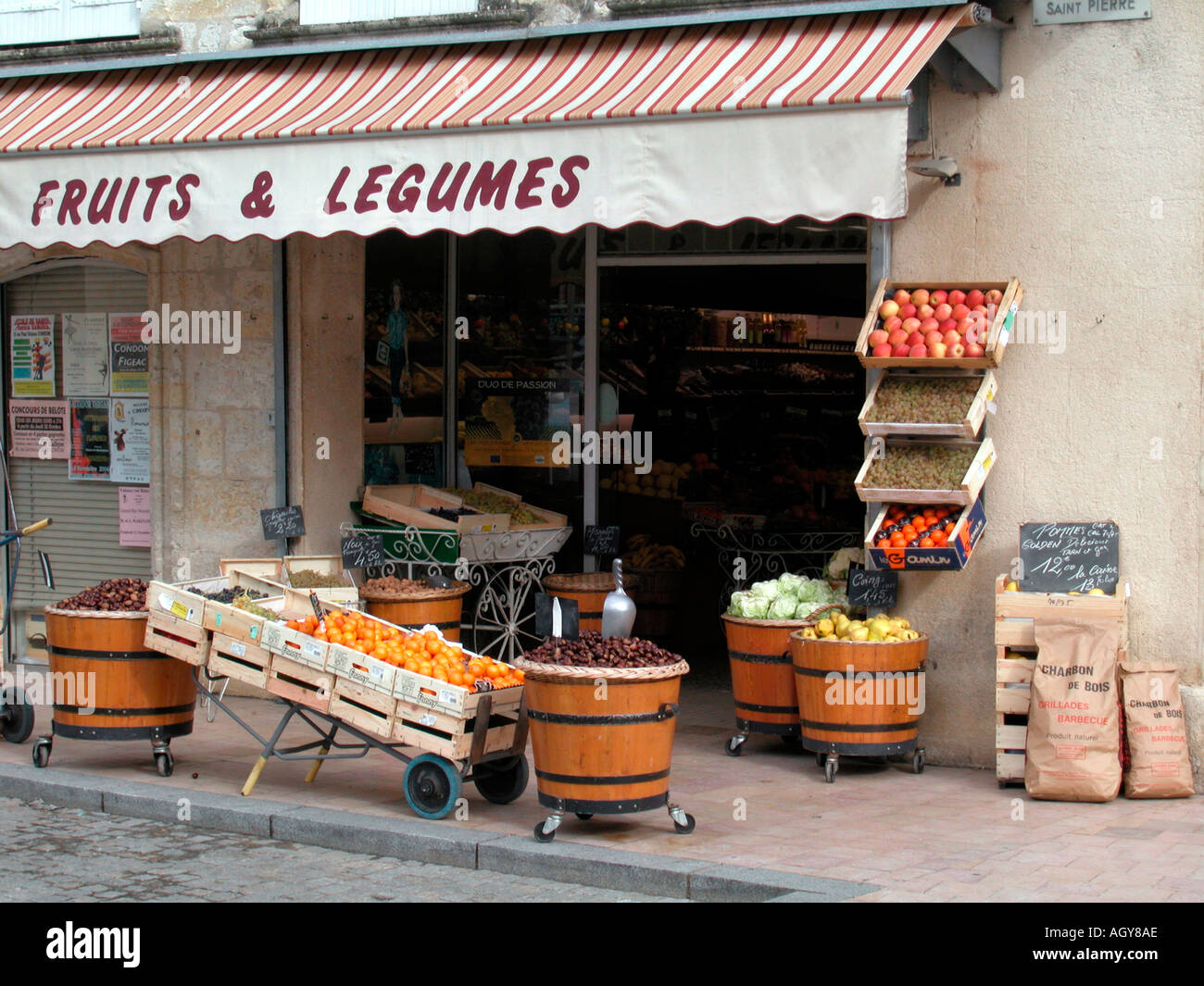 Condom production -Fotos und -Bildmaterial in hoher Auflsung  Alamy