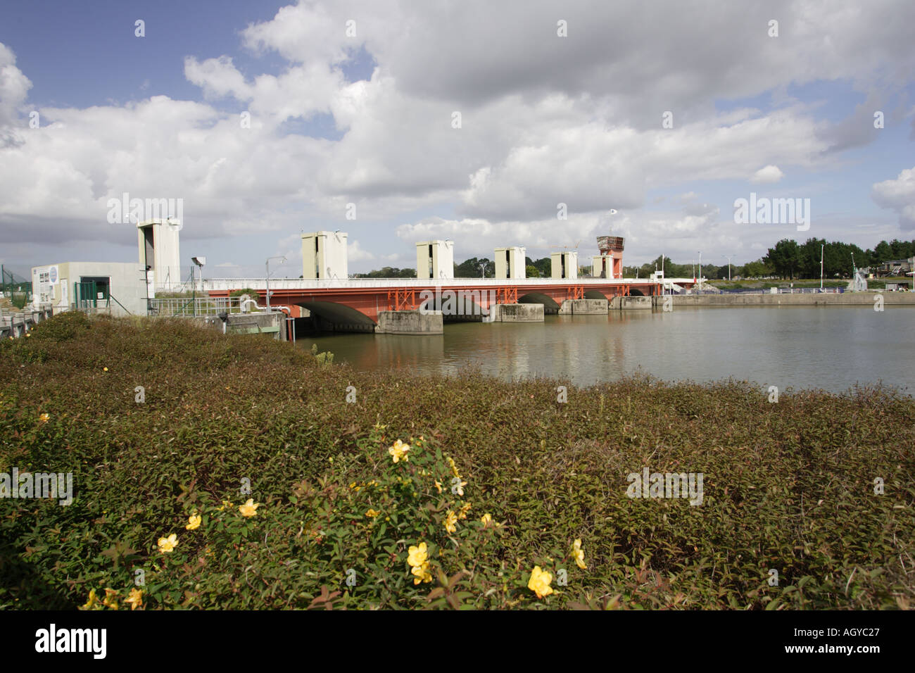 Tidal Barrage d Arzal Brittany France Stockfoto