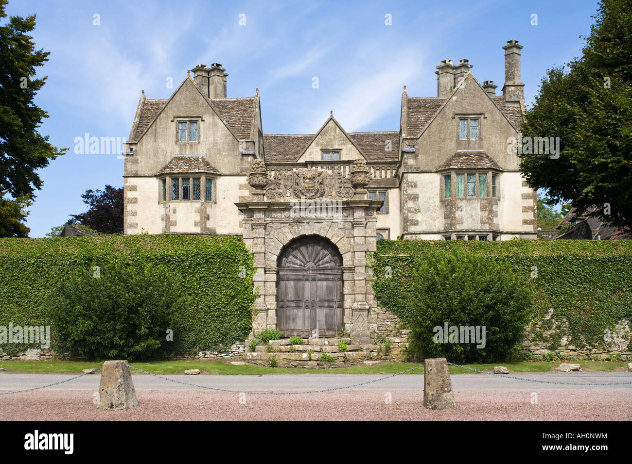 Das Herrenhaus im Cotswold-Dorf Cold Ashton, South Gloucestershire, Großbritannien Stockfoto