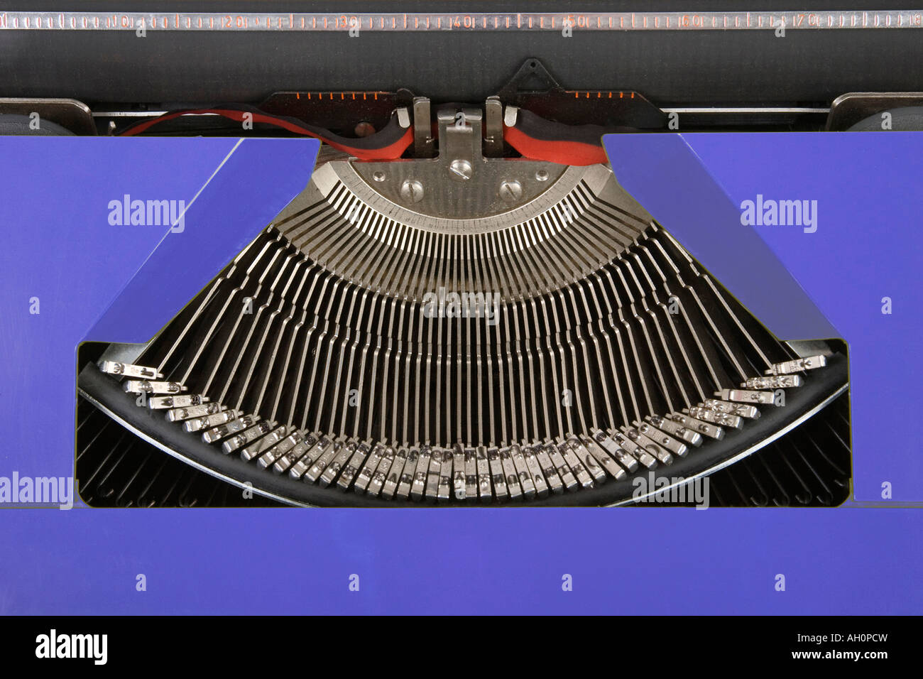 1970er Jahre Stil Schreibmaschine Detailansicht der Typebar Hebel Stockfoto