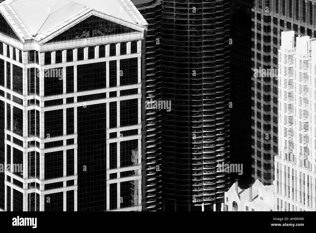 Hochhäuser in der Nähe von Wacker drive downtown Chicago Illinois Stockfoto