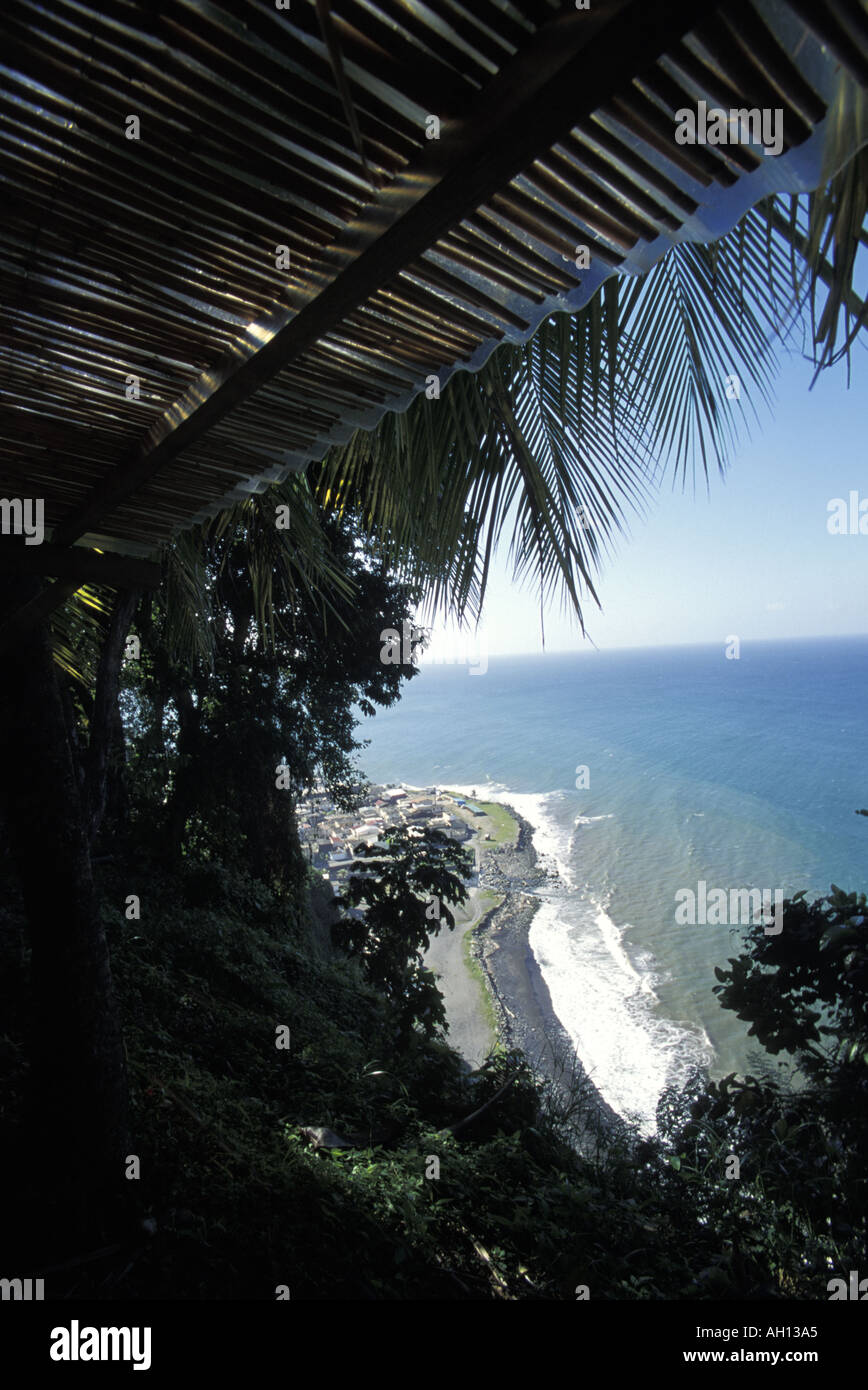 Martinique-Atlantik Küstenblick von Höhe Stockfoto