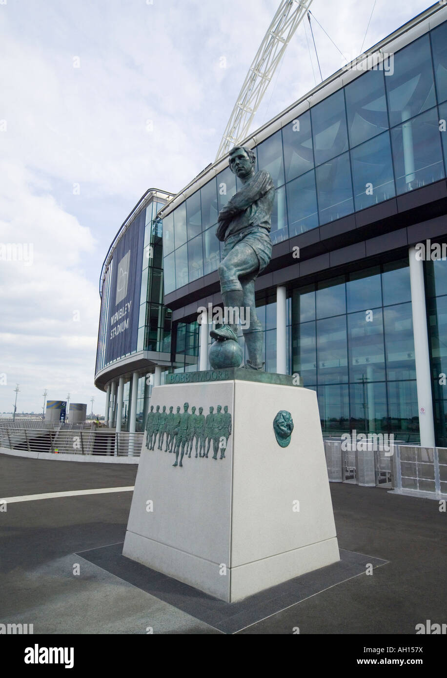 Bobby Moore-Statue im Wembley-Stadion Stockfoto