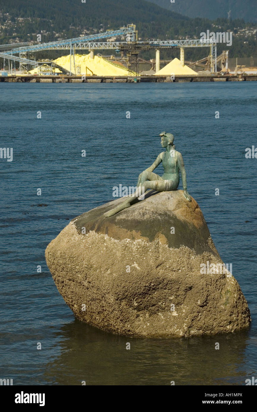 Mädchen in einen Neoprenanzug (1972), Skulptur im Stanley Park, Vancouver, Britisch-Kolumbien, Kanada Stockfoto