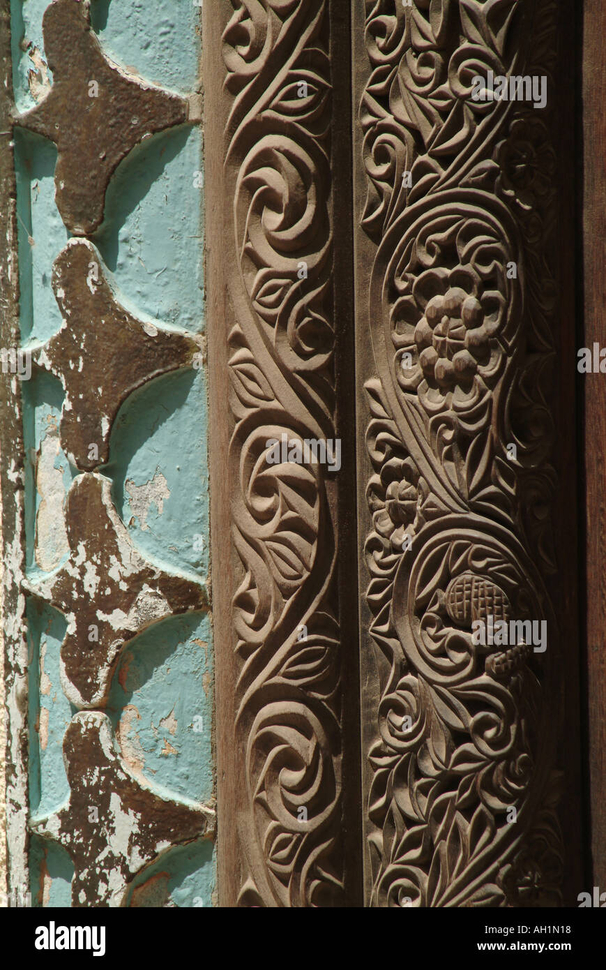 Detail Des Swahili Geschnitzten Turrahmen Insel Lamu Kenia
