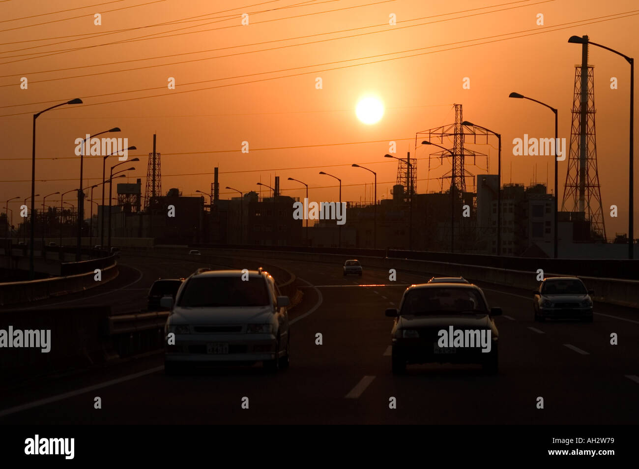 Sunet auf Autobahn Nagoya Stadt Gifu Präfektur Insel Honshu, Japan Stockfoto