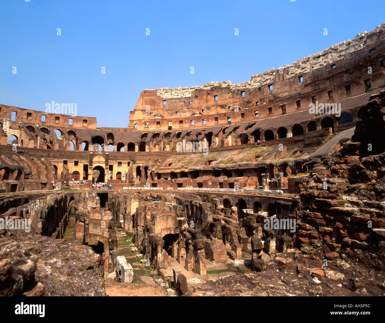 Innenraum des Colosseum Rom Italien Stockfoto