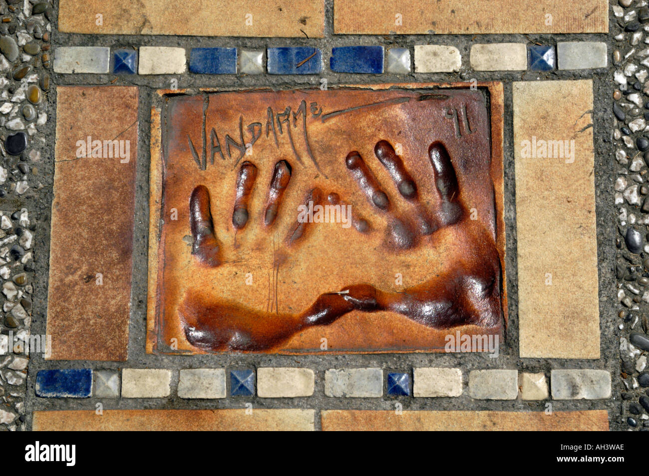 Jean Claude Van Damme Handabdrücke auf der Allée des Stars Stockfoto