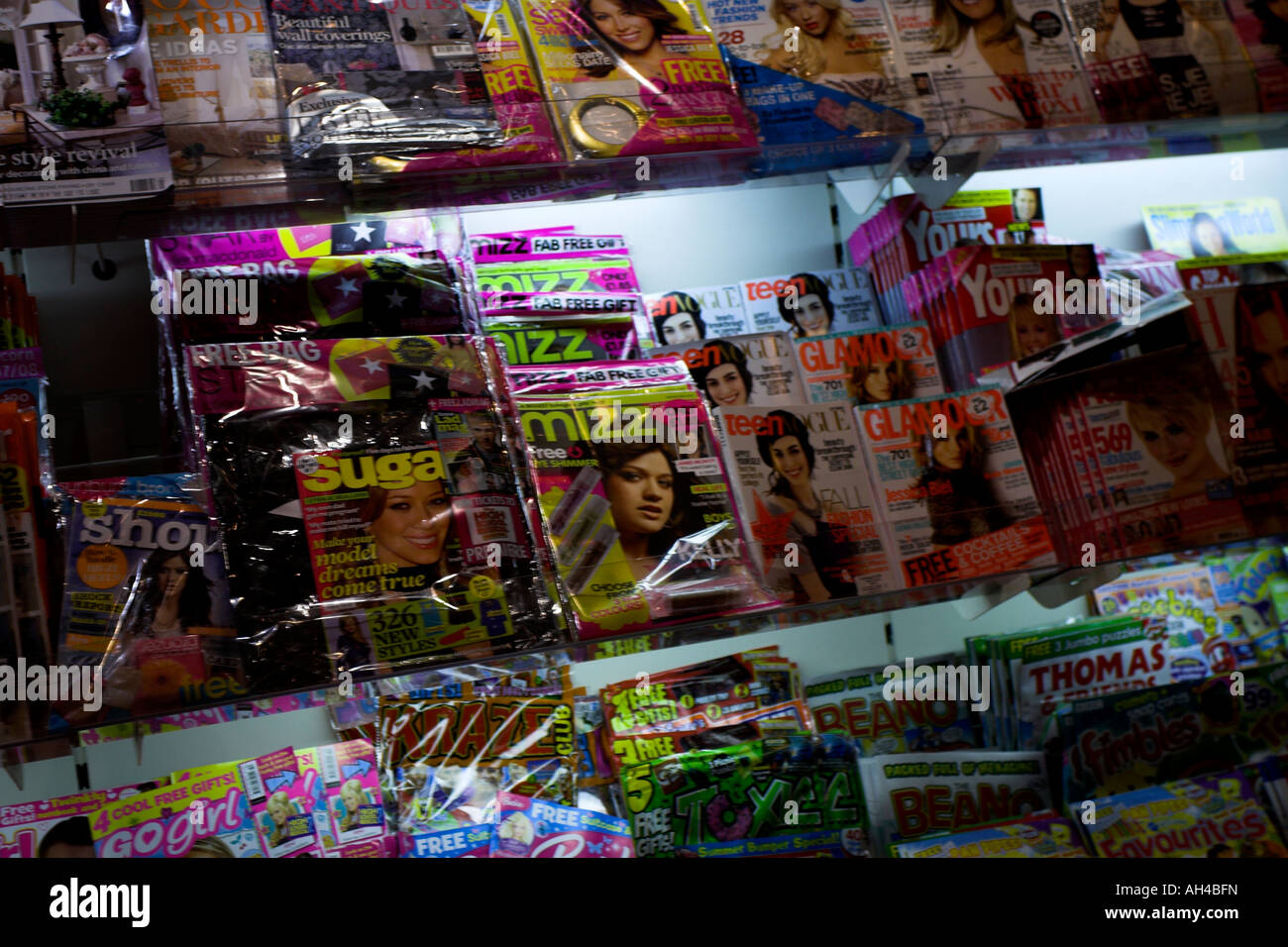 Magazine rack womens Stockfoto