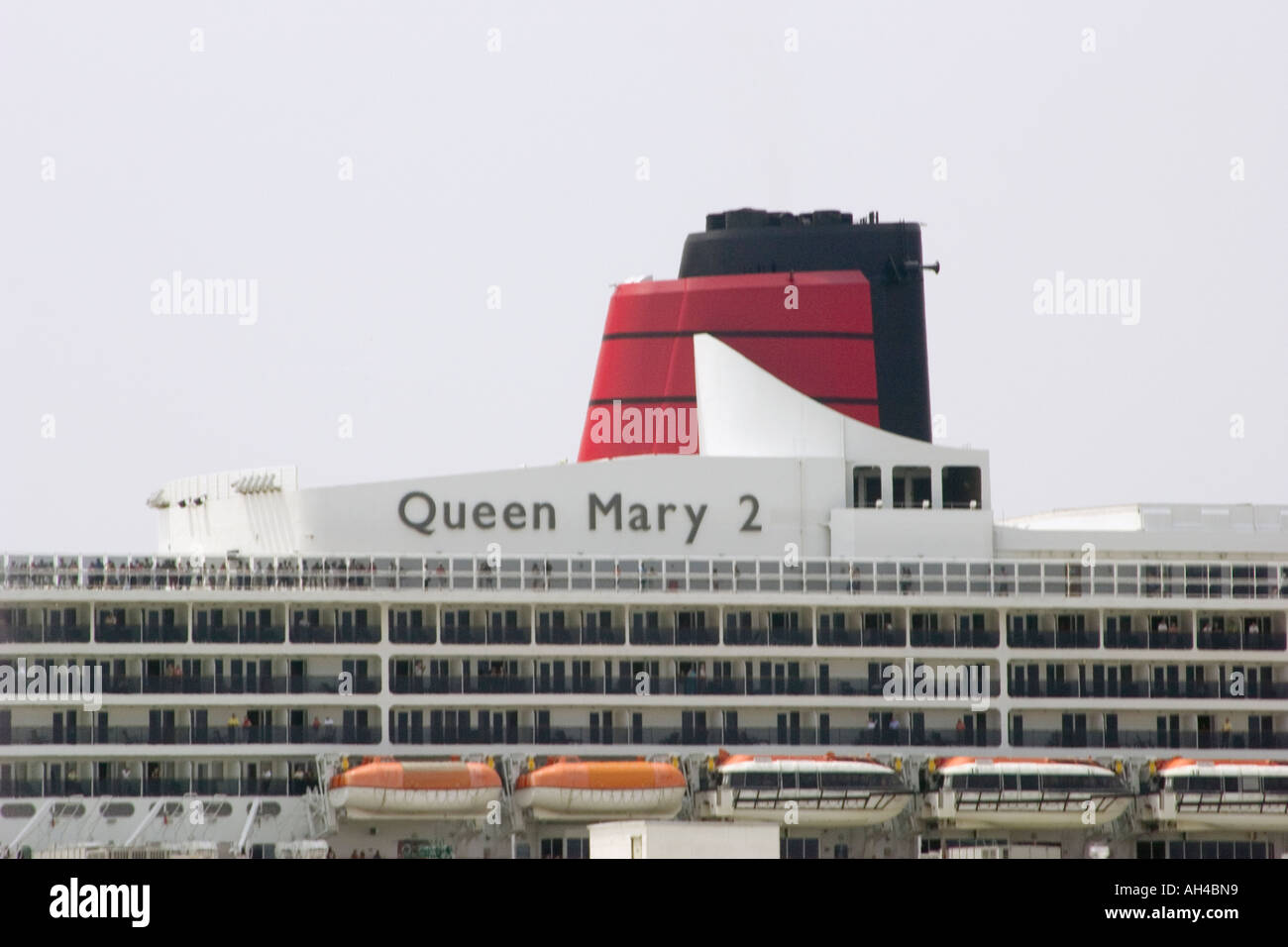 Cunard Cruise Lines Queen Mary 2 hautnah Stockfoto