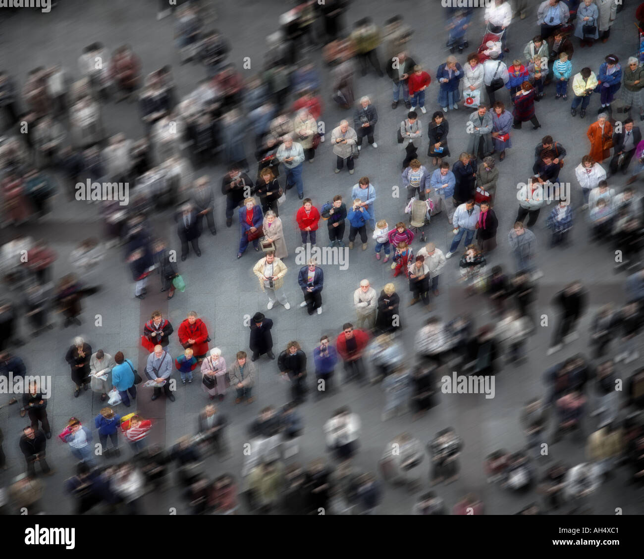 DE - Bayern: Menschenmenge in München Stockfoto