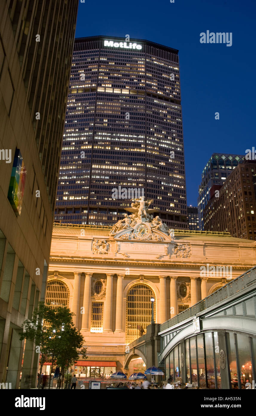 PERSHING SQUARE CAFÉS GRAND CENTRAL TERMINAL (© WARREN & WETMORE 1913) FORTY SECOND STREET MANHATTAN NEW YORK CITY USA Stockfoto