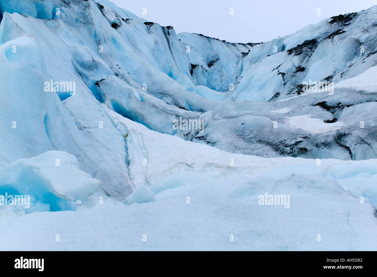 Eine Masse von Eis auf Worthington Glacier Chugach Mountains in der Nähe von Valdez Prinz-William-Sund Alaska USA Stockfoto