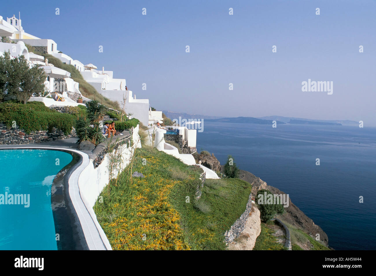 Klippe Hotel mit Blick über die Inseln Oia Santorini Thira Griechenland Europa Stockfoto