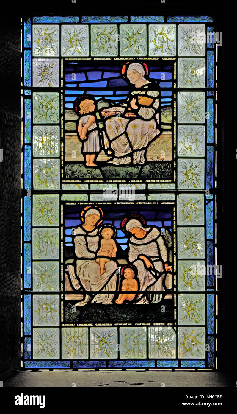Childrens Fenster, Süd-Gang. Kirche des Hl. Martin, Brampton, Cumbria, England, Großbritannien, Europa. Stockfoto