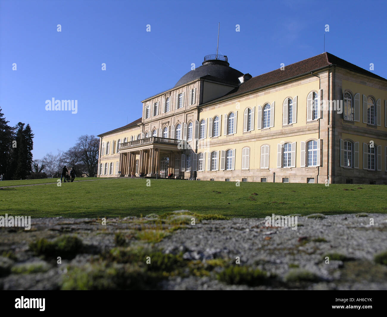 Schloss Und Zugleich Universität Hohenheim Stuttgart Deutschland Stockfoto