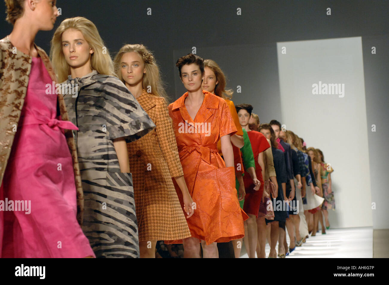 Modelle anzeigen Tuleh Frühjahr 2008 Mode während der New York Fashion Week Stockfoto