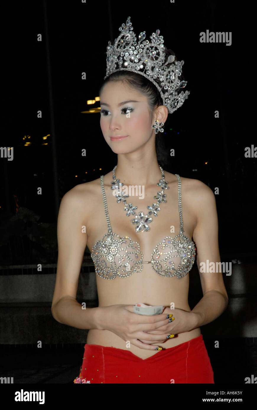 Eine transsexuelle Superstar in einer berühmten Tiffany-Kabarett-Show in Pattaya Thailand Stockfoto