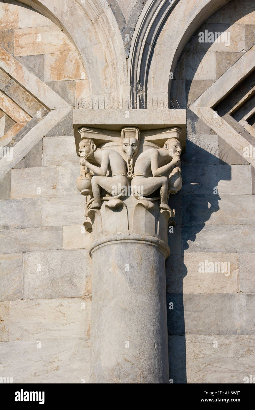 Geschnitzte Figuren auf ersten Stock Spalten der schiefe Turm von Pisa-Toskana-Italien Stockfoto