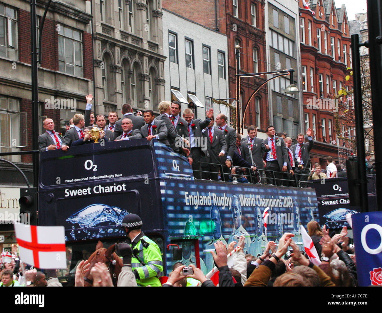 England Rugby World Champions 2003 Siegesparade auf süße Wagen durch Zentral-London-UK Stockfoto