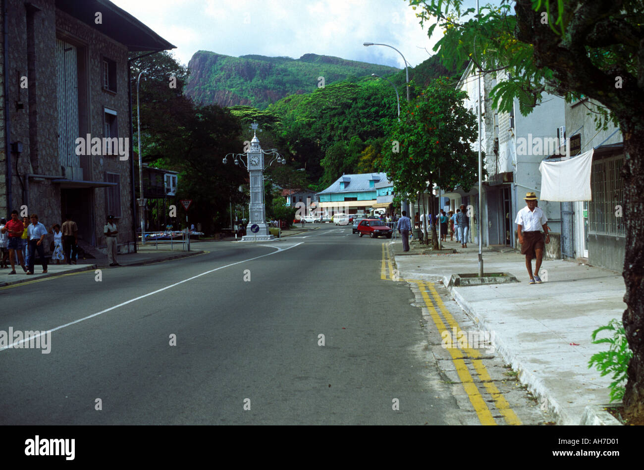 Sonntag Straßenszene Uhrturm von Albert Street Victoria Mahe Seychellen Stockfoto