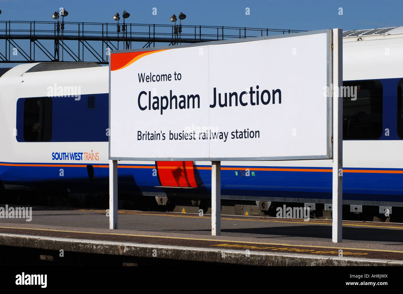 Clapham Junction Railway Station Zeichen, London, England, UK Stockfoto