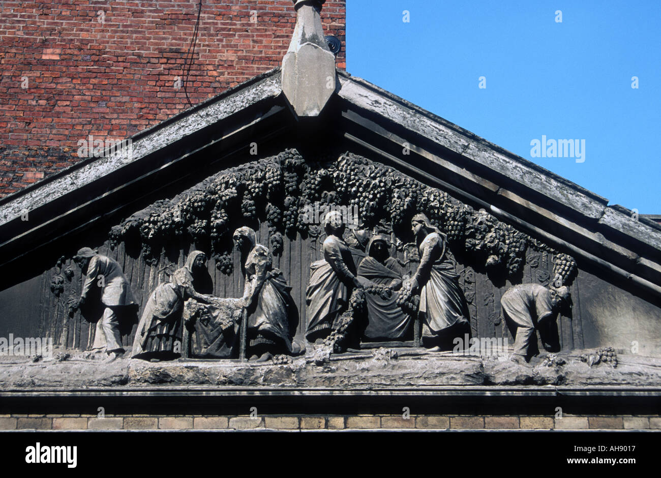 Hop Kommissionierer Dekoration oben Ladenfronten Worcester England Stockfoto