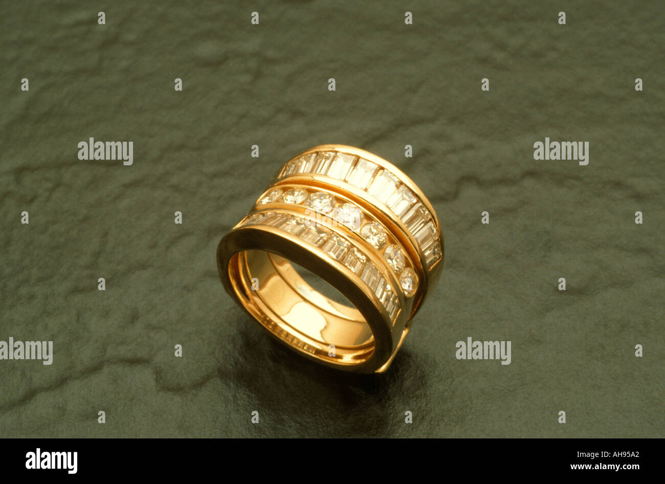 Schmuck und Handwerk Gold und Diamanten Stockfoto
