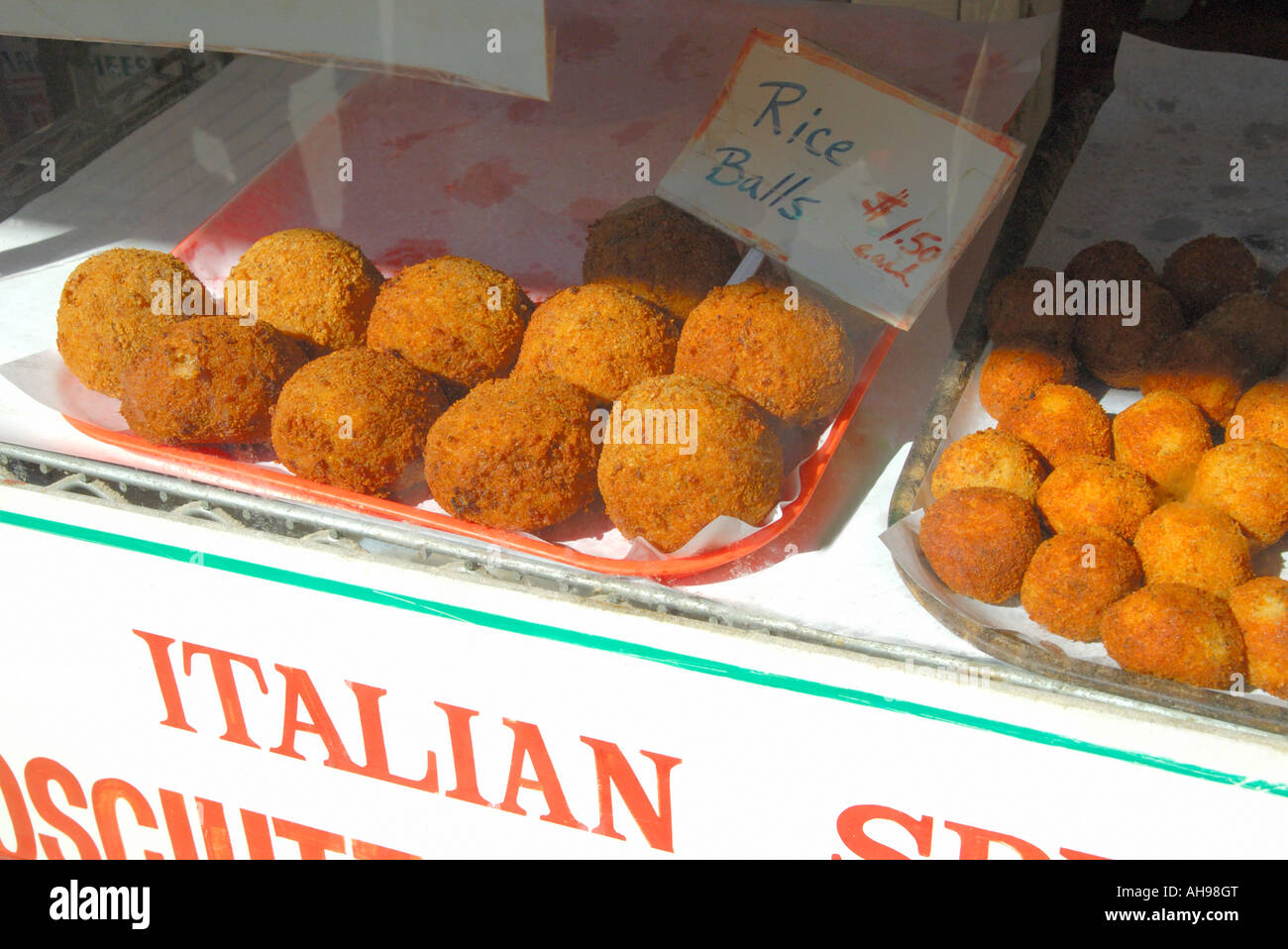 Italienische Reisbällchen in Little Italy in New York City Stockfoto