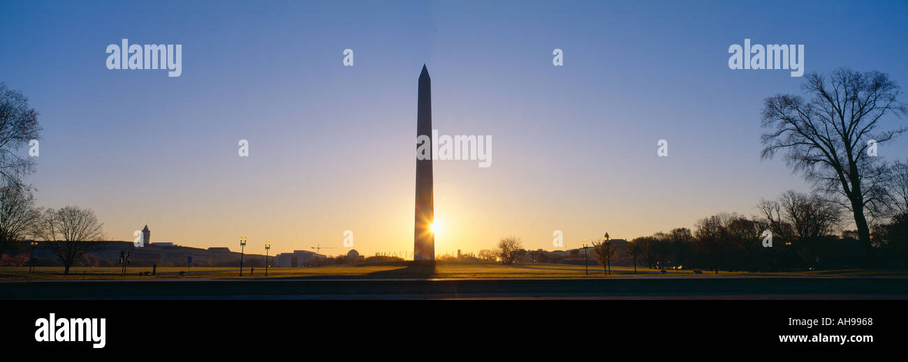 Washington Monument bei Sonnenaufgang Washington D C Stockfoto