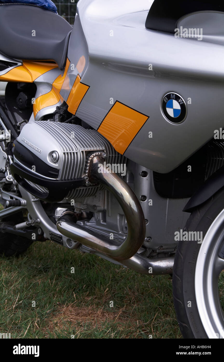 BMW, Motorradanzeigen, Motorrad, Zyklus, Wohnung, Twin, Deutsch, Deutschland, Motor, Fahrt, Reider, Logo, Auspuff, Rohr, Stockfoto