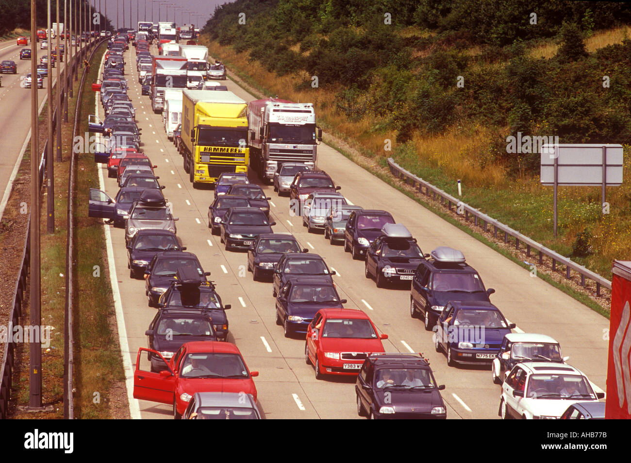 Staus auf der Autobahn M25 in Essex Stockfoto