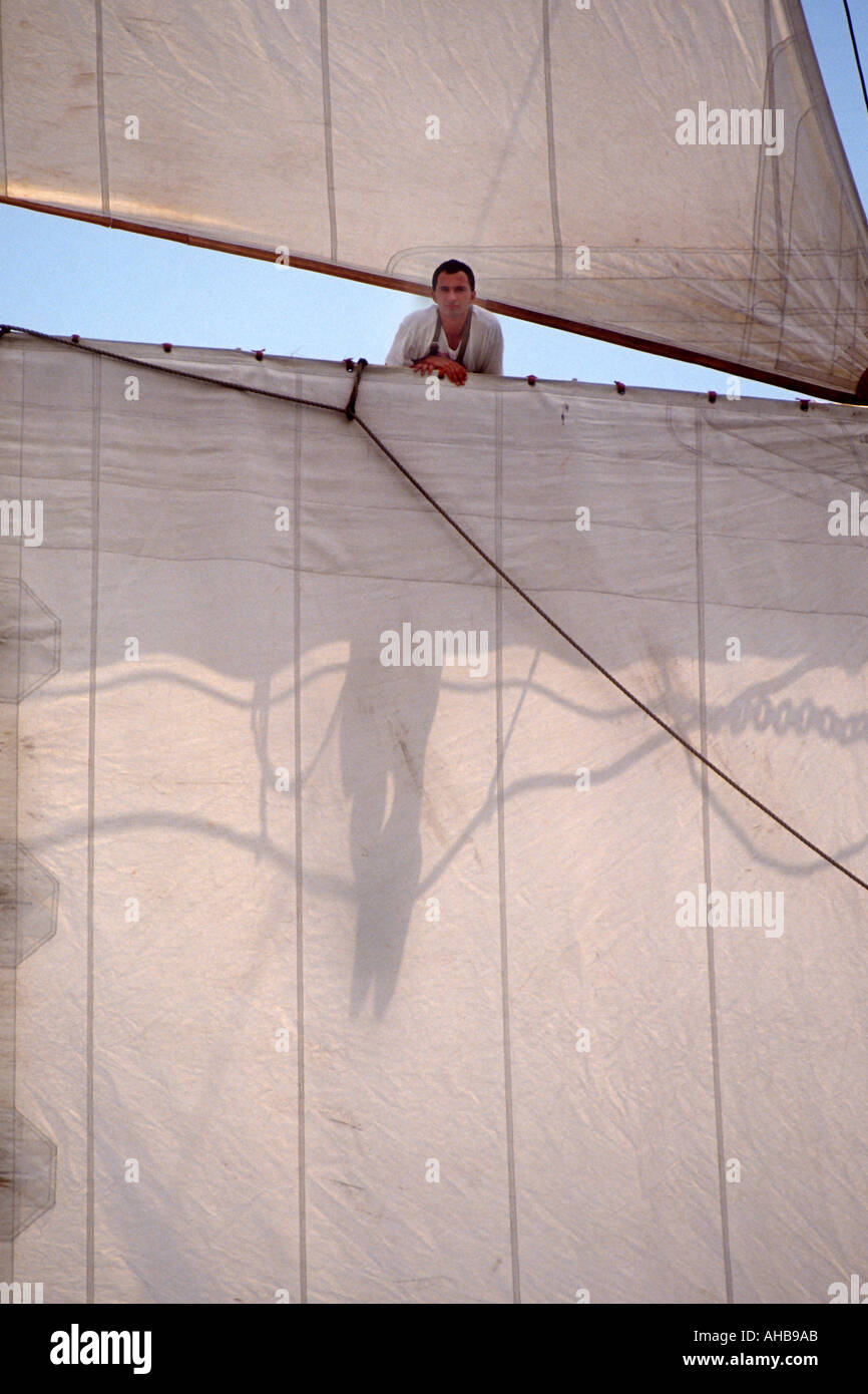 Juli 1992 New York USA leben über Bord der polnischen groß Schiff Dar Mlodziezy Segler in die Segel Stockfoto