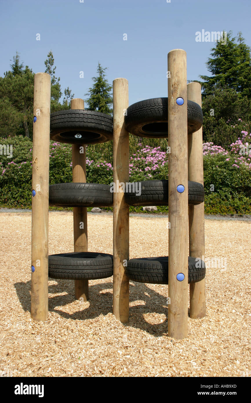 Spielplatz-Reifen Stockfotografie - Alamy