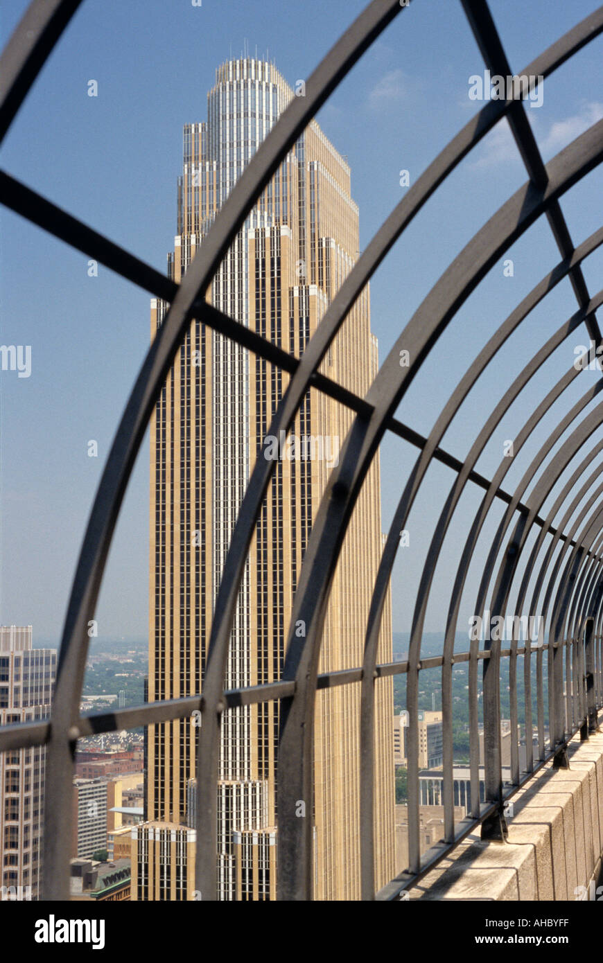 Wells Fargo Turm aus Foshay Tower Minneapolis USA Stockfoto