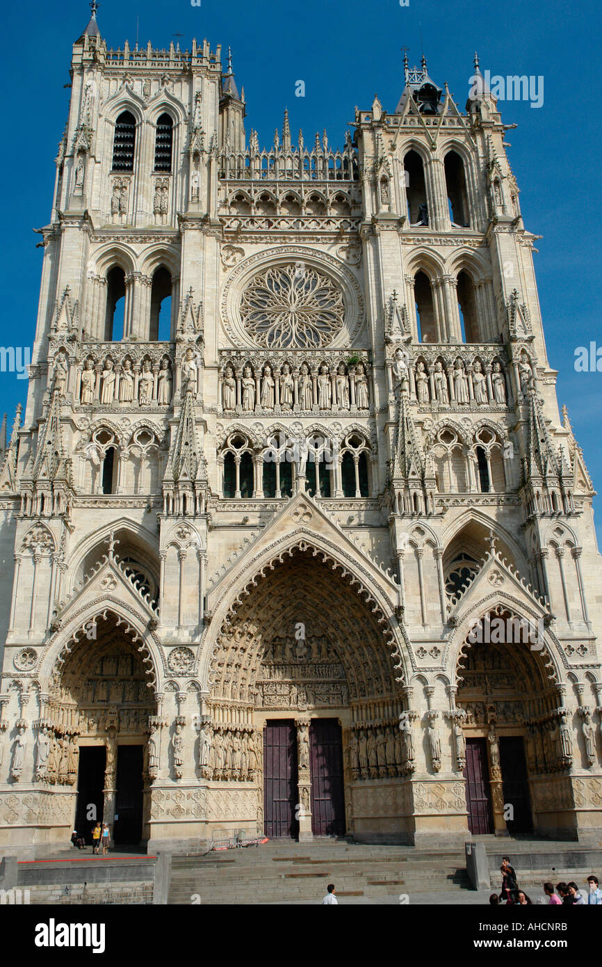 Fassade der Kathedrale von Notre Dame (Amiens-Picardie-Frankreich) Stockfoto