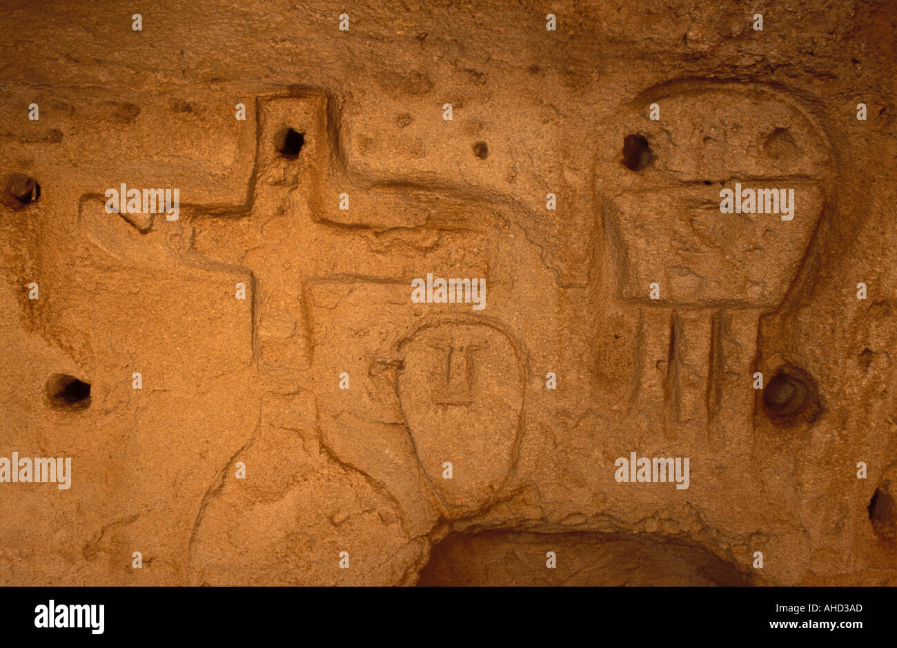Frühe christliche und punischen Simbles in einer Höhle in der Nähe von Cala San Nicola Favignana Ägadischen Inseln Sizilien Italien Stockfoto