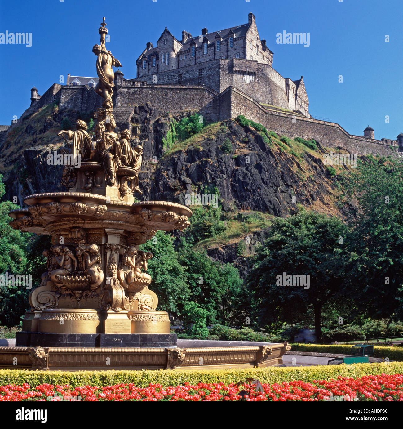 Castle und Princes Street Gardens, Edinburgh, Scotland, UK Stockfoto